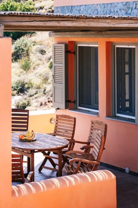 Villa Family Fun In The Infinite Aegean By Neuvel Kato Meria Exterior foto